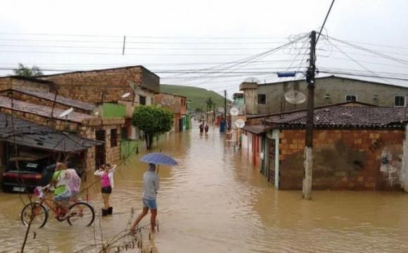 Com 44 mil pessoas afetadas, municípios de PE contabilizam prejuízos após chuvas