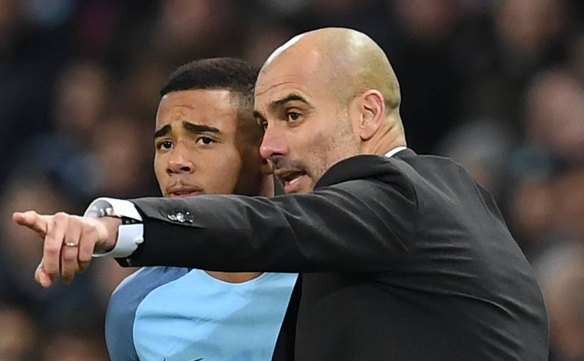 Guardiola rasga elogios a Gabriel Jesus e destaca disposição do atacante