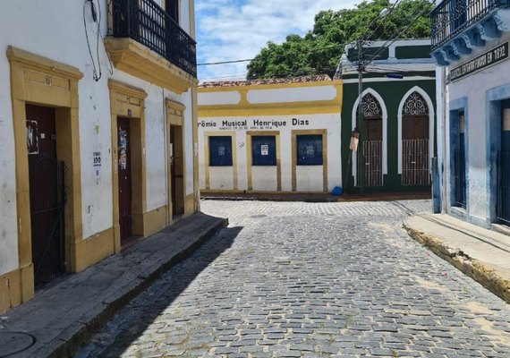 Olinda em silêncio: pandemia esvazia um dos maiores carnavais de rua do mundo