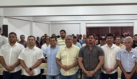 Secretário Gino César, deputado Gilvan Barros e prefeito Bueno Higino anunciam avanços para a carcinicultura