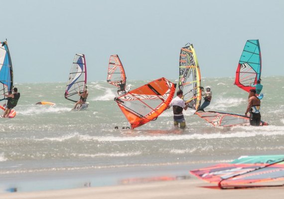 Praias do Nordeste estão entre as preferidas dos brasileiros, aponta pesquisa