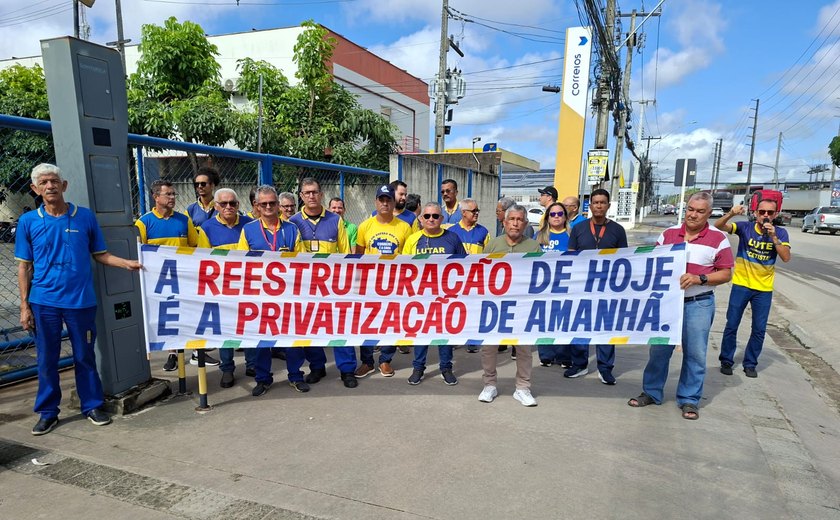 Em mais um movimento nacional, Sintect/AL realiza ato no CTCE