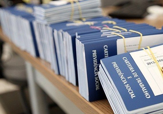 Câmara dos Deputados aprova texto-base da reforma trabalhista