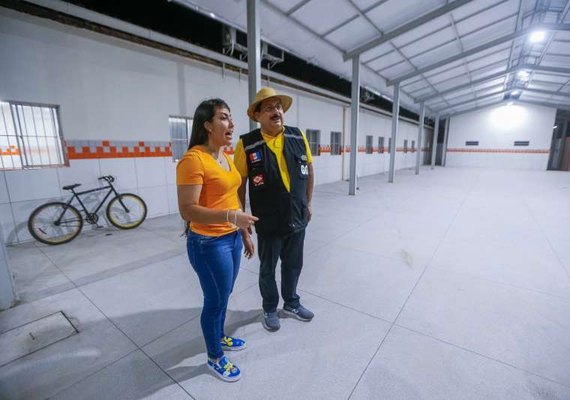 Prefeito Gilberto acompanha obras de reforma e ampliação de escola em Rio Largo