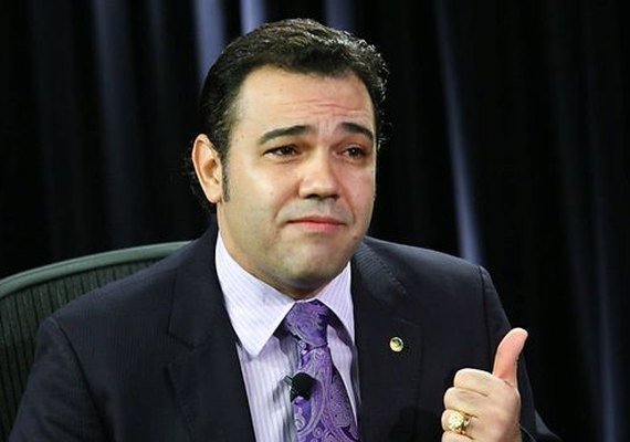 Feliciano culpa professora de Santa Catarina pelos socos que levou de aluno