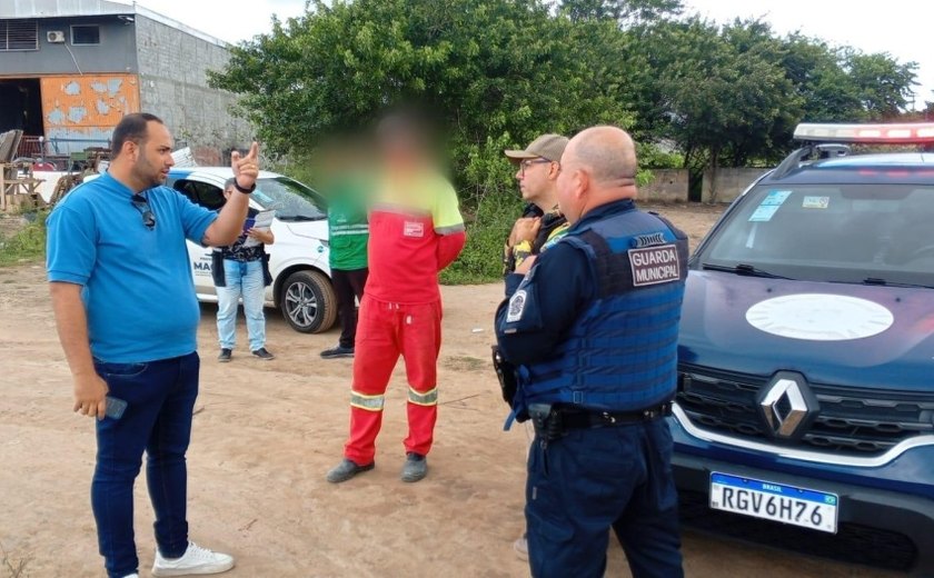 Motorista é autuado por descarte irregular de lixo na Santa Lúcia