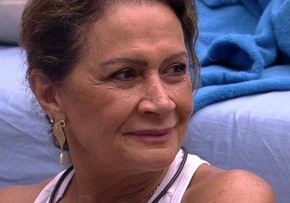 'BBB 17': Ieda sugere que Marcos tem uma namorada secreta fora do programa