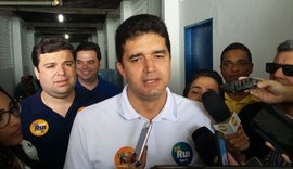 Coligação tucana pede apuração sobre mensagens a eleitores