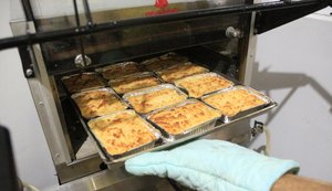 Produção de comidas típicas garante renda extra em negócios familiares