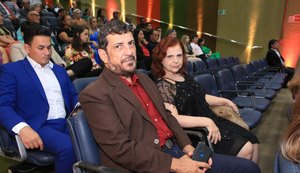 Prêmio Radialista Odete Pacheco homenageia editor-geral da Tribuna Independente