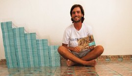 Mergulhador argentino lança livro 'Barreiras de Corais de Maragogi'