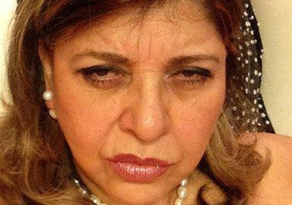 Roberta Miranda cansa, diz se é lésbica e desabafa: 'Chorei lágrimas de sangue'