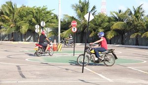 Pista para treinamento de alunos de autoescola é revitalizada