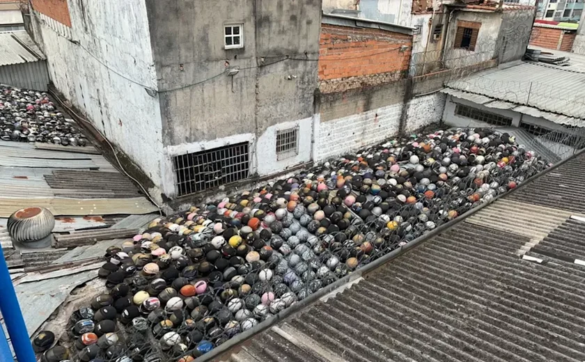 Polícia apreende mais de três mil peças de motos