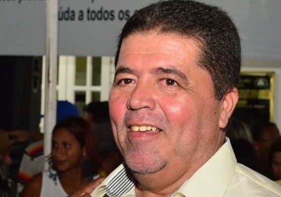 Prefeito lamenta morte de seu Chefe de Gabinete; vítima de infarto  