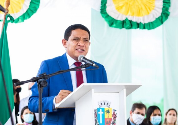 “Vamos apostar na harmonia e no respeito entre os poderes” disse Júlio Cézar em sua posse