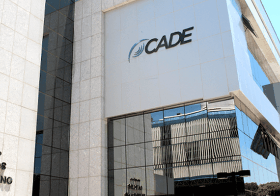 Decisão do Cade para investigar Google por possível abuso no uso de conteúdo jornalístico via IA é histórica, diz ANJ