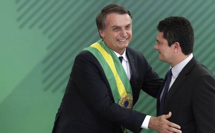 Governo vai corrigir tabela do Imposto de Renda pela inflação, diz Jair Bolsonaro