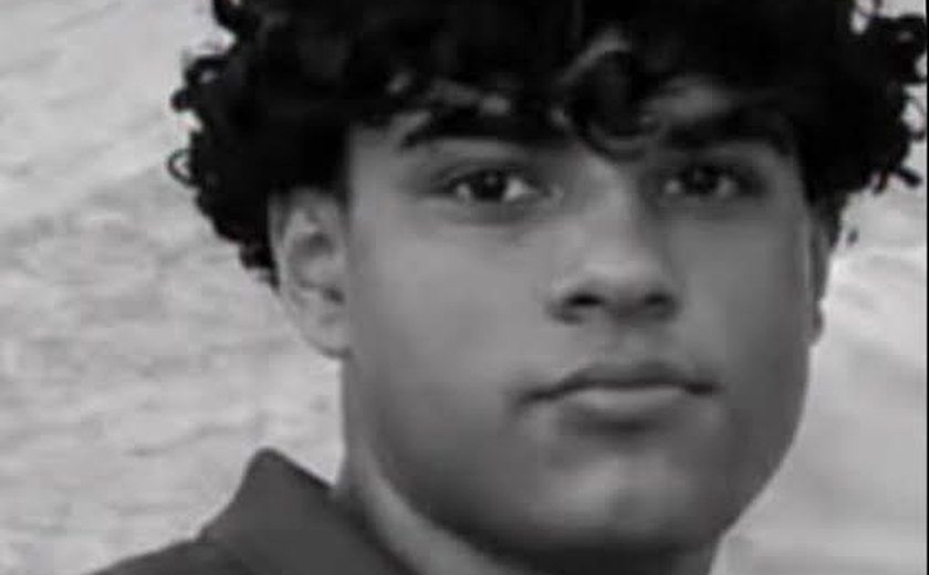 Família de adolescente morto atropelado promove ato por justiça em Palmeira dos Índios