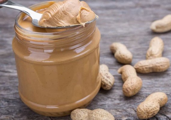 Quatro bons motivos para comer amendoins todos os dias