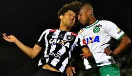 Chapecoense derrota Botafogo e quebra sequência invicta do clube carioca