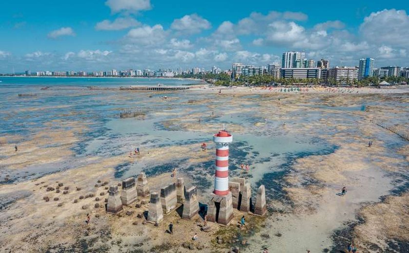 Com belezas encantadoras, Maceió completa 206 anos de história