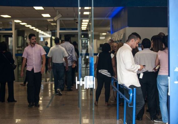 Câmara dos Deputados aprova projeto de lei que pune discriminação contra políticos