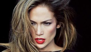 Cantora Jennifer Lopez explica por que gosta de namorar homens mais novos