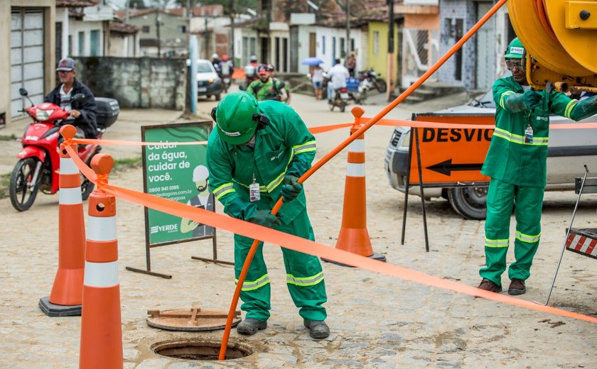 Verde Alagoas remove 140 toneladas de resíduos da rede de esgoto em municípios alagoanos