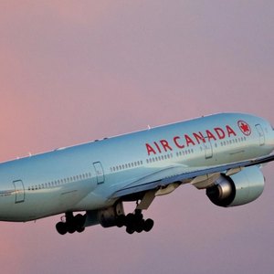 Aérea deve pagar R$ 5 mil por falhas em viagem internacional