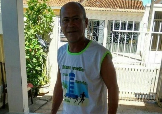 Grupamento Aquático continua buscas por pescador em Pontal do Coruripe