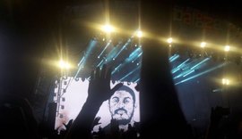 Show de Criolo tem discurso de Fora Temer e anti-machista no Lollapalooza