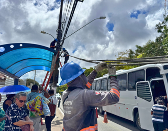 Projeto Poste Limpo inicia ação entre as Avenidas Tomás Espíndola e Durval de Góes Monteiro