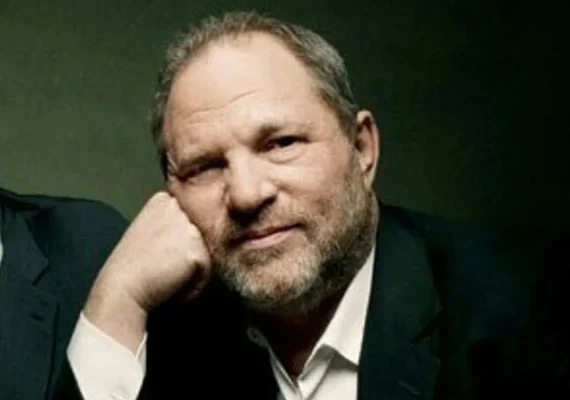 Ex-produtor de cinema Harvey Weinstein é condenado a 15 anos por crime sexual contra assistente