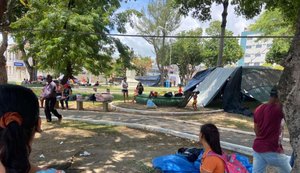 Trabalhadores de cinco Movimentos Sem Terra ocupam Praça Sinimbú em Maceió