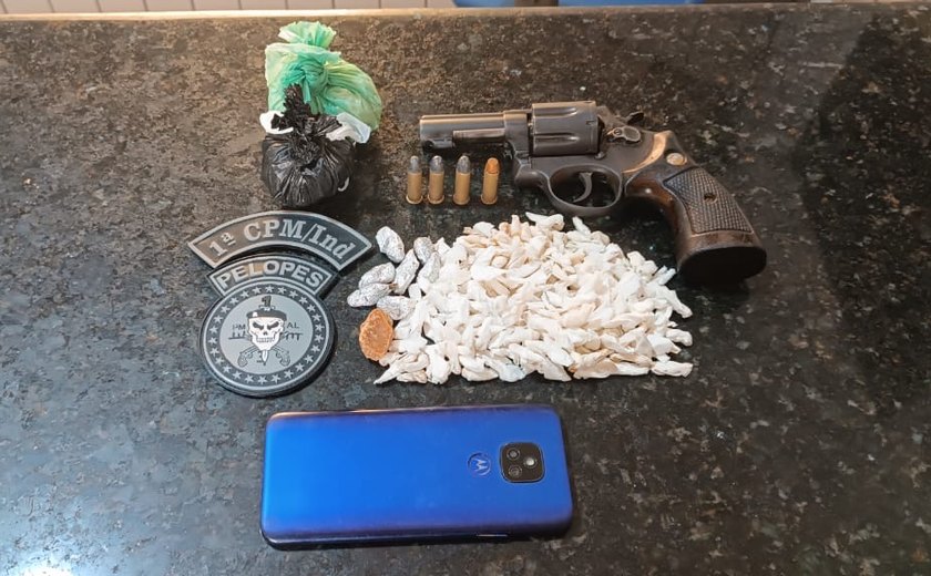 PM-AL apreende 26 armas e 20 quilos de drogas em uma semana