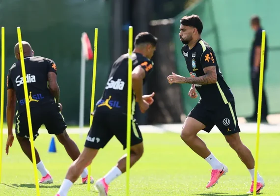Seleção brasileira se reapresenta e faz primeiro treino para encarar Haiti