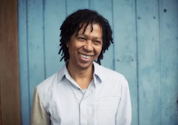 Djavan será agraciado com a Comenda Tavares Bastos