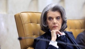 Cármen Lúcia rejeita pedidos de suspensão de denúncia contra Temer