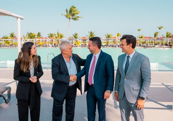 Governador comemora resultados positivos do Vila Galé na Barra de Santo Antônio