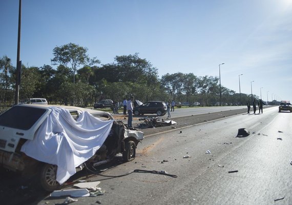Acidentes em rodovias federais durante o feriado causaram 72 mortes