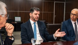 Presidente do TRE/AL recebe novo superintendente da Polícia Federal em Alagoas