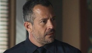 Reta final! Agno encontra documento que devolve fábrica para Maria da Paz