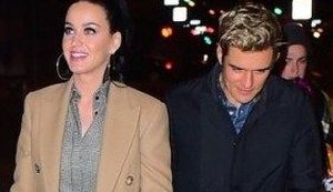 Desmentindo a separação, Orlando Bloom e cantora Katy Perry vão jantar juntos