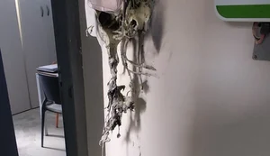 Caixa de energia solar pega fogo em unidade do SESI em Craíbas