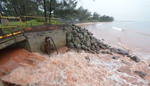 Vale recebe multa milionária por lançar efluentes no mar do ES