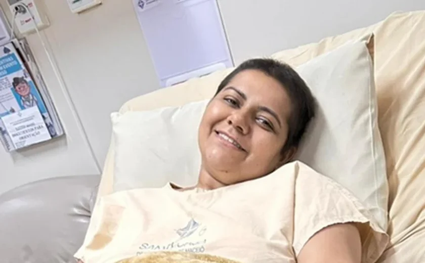 Mulher de Arapiraca pede ajuda após diagnóstico de câncer raro e agressivo