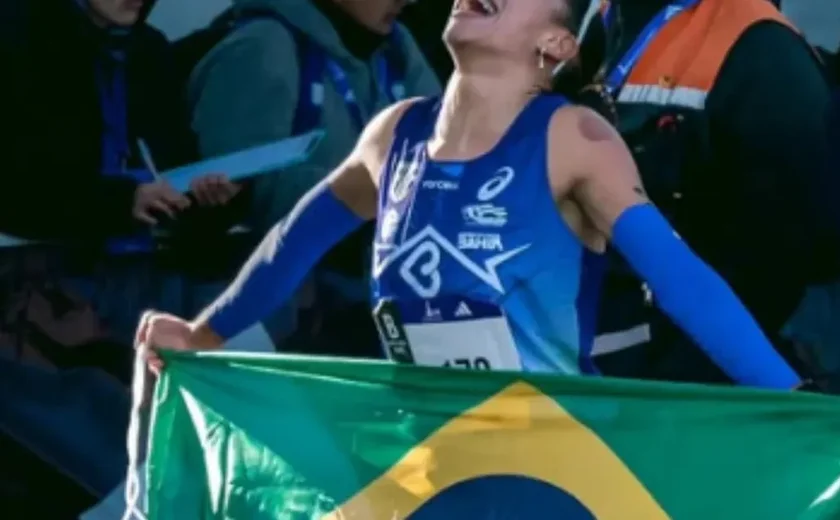 Núbia Oliveira bate recorde brasileiro de 35 anos em meia maratona