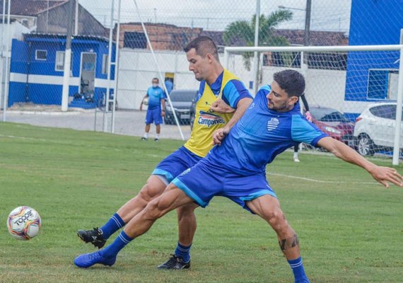 CSA contrata reforços e deve ter novos titulares