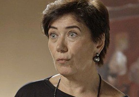 'A Força do Querer': Viciada em jogo, Silvana vai chegar no fundo do poço